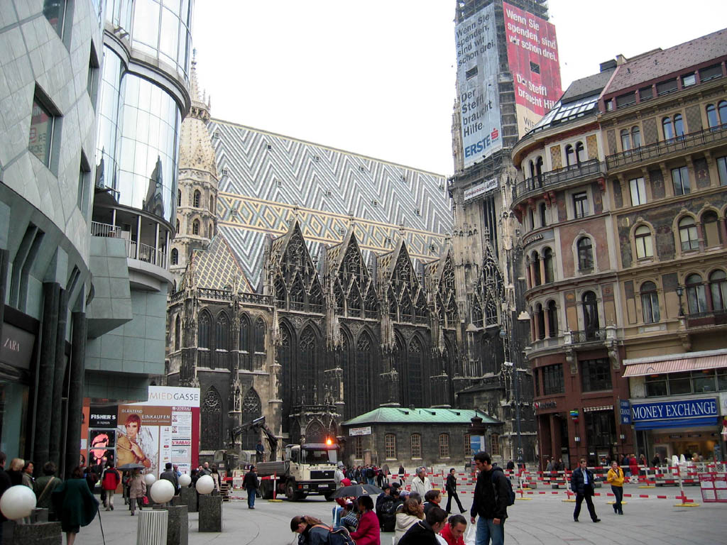 Stephansdom - View from Stephansplatz