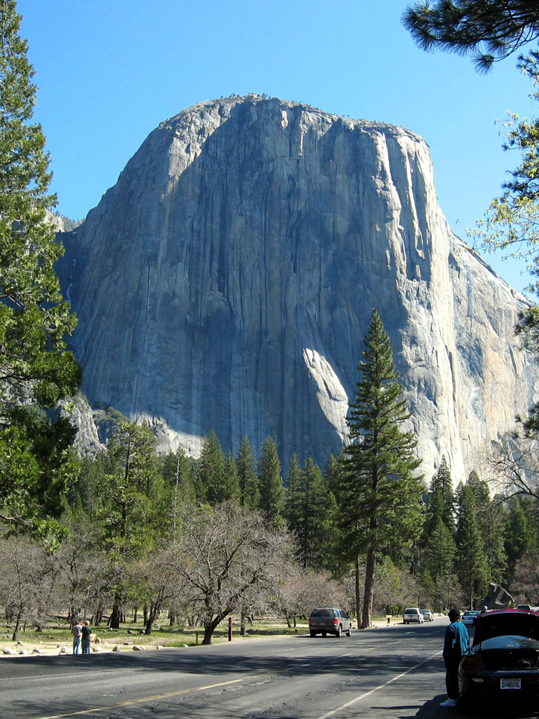 El Capitan, panorama of 1,000m vertical granite cliff