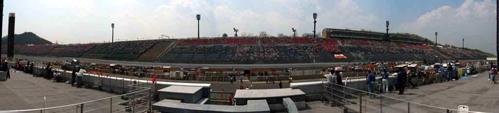 Indy 300 - Panorama of the front straightaway