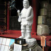 Toshogu Shrine - White statue