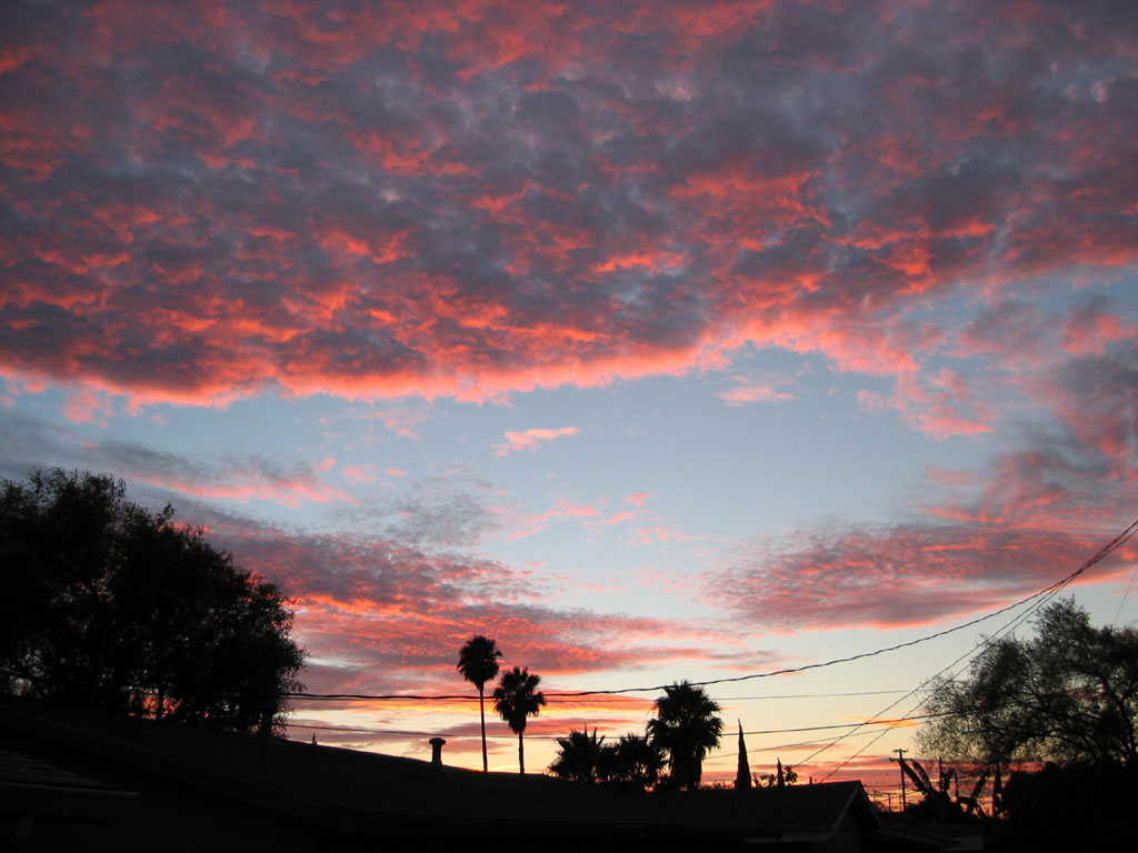 San Jose - The cloud color deepens as the sun goes lower