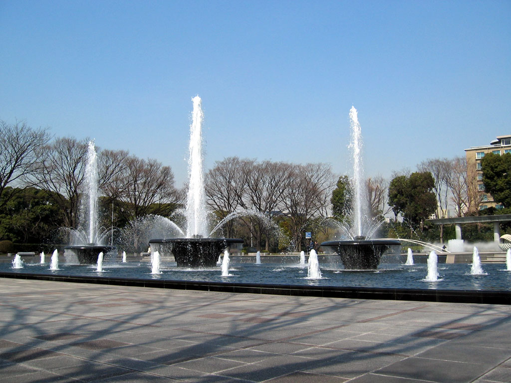 Wadakura Fountain Park in the Imperial Palace Plaza