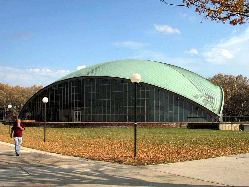 Eero Saarinen's Kresge Auditorium at MIT