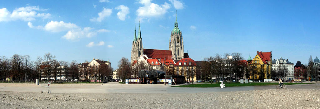 St. Paul's Cathedral - Panorama from Theresienwiese
