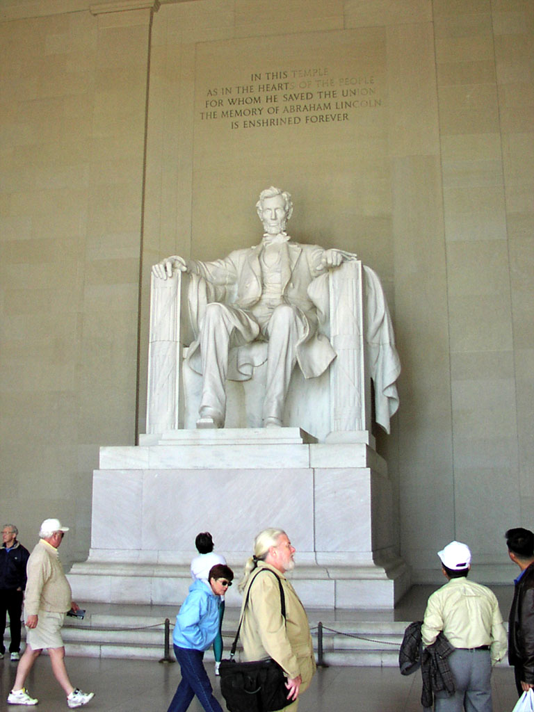 Lincoln Memorial - Sculpture of Abraham Lincoln