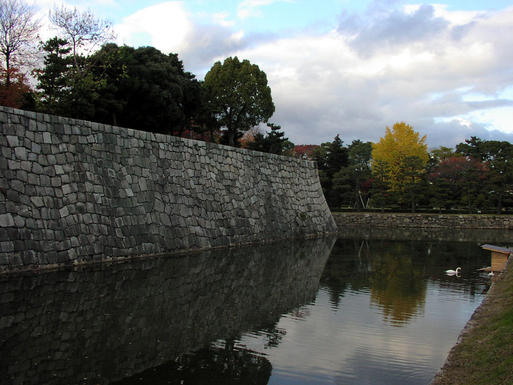 Nijo-jo Castle - Inner Moat and walls to Honmaru Palace