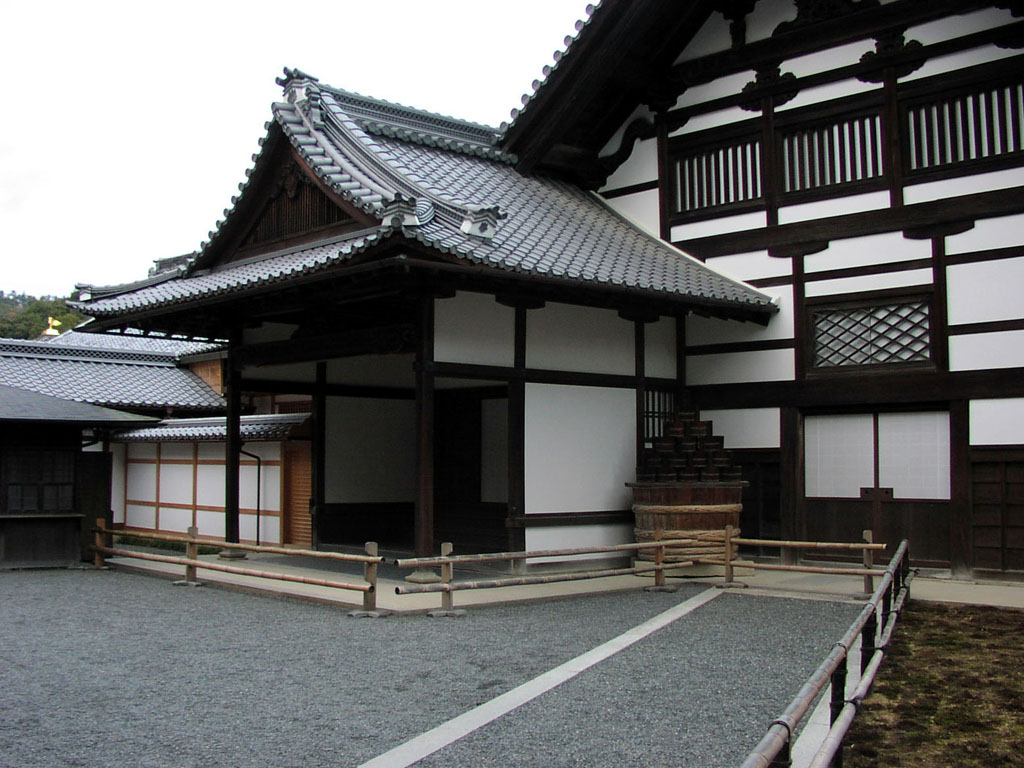 Nijo-jo Castle - Esterior of Ninomaru Palace