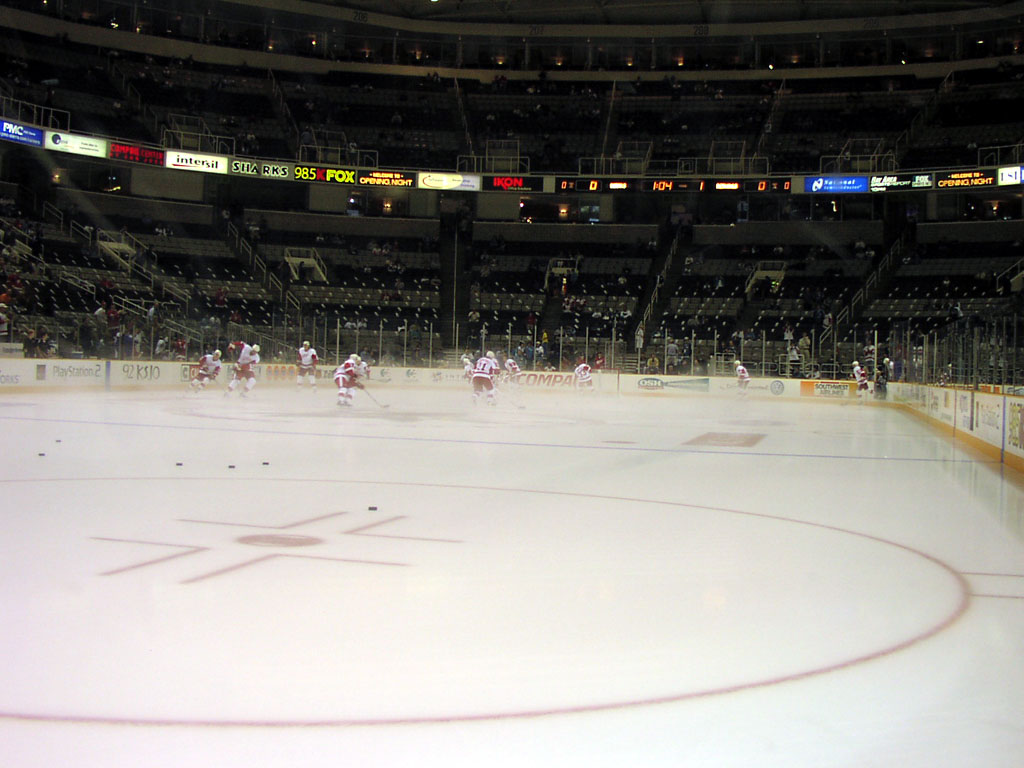 San Jose Arena - The Red Wings take practice while mist rises from the ice